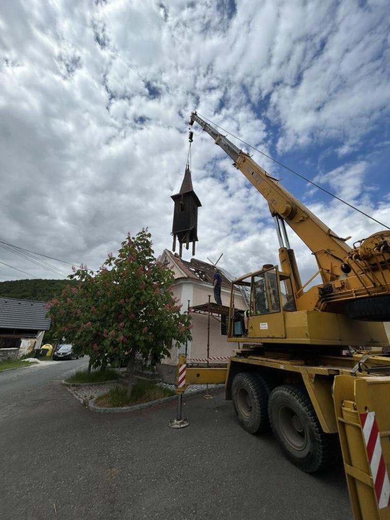 Renovace střechy a zvoničky 2024-2025. Foto: archiv MěÚ Rabí