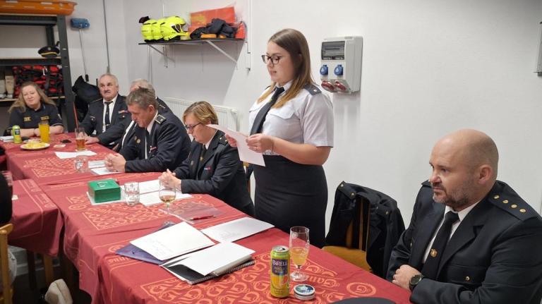 Zahájení VH SDH Rabí - jednatelka Jana Marková. Foto: Tereza Freidingerová